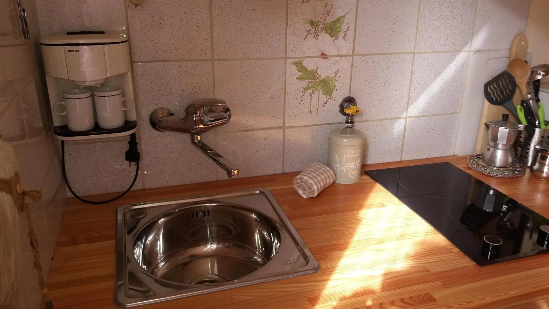 Studio Fuer Drei Personen Mit Privatem Balkon Rovinj