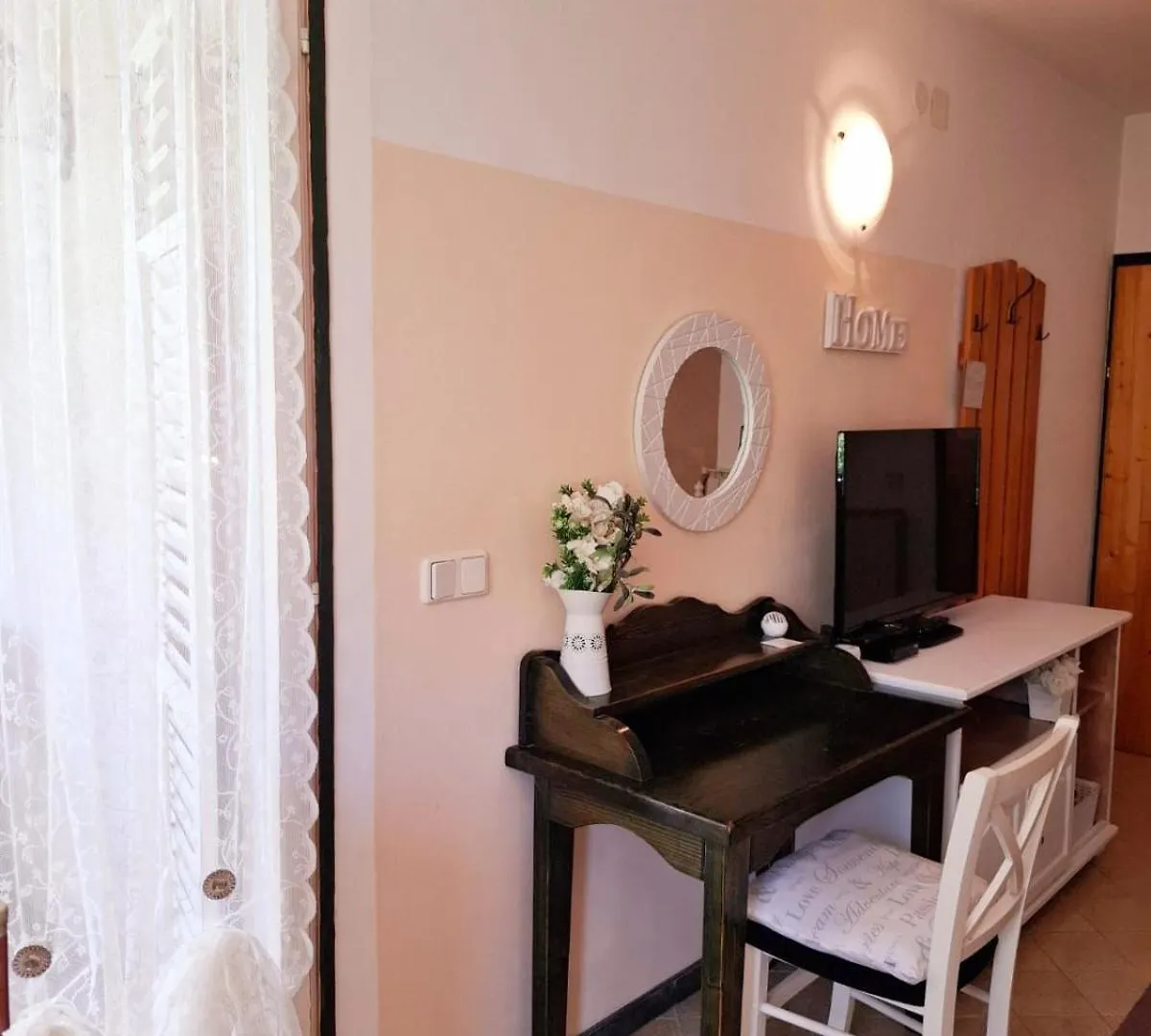 Lejlighed Studio Fuer Drei Personen Mit Privatem Balkon Rovinj